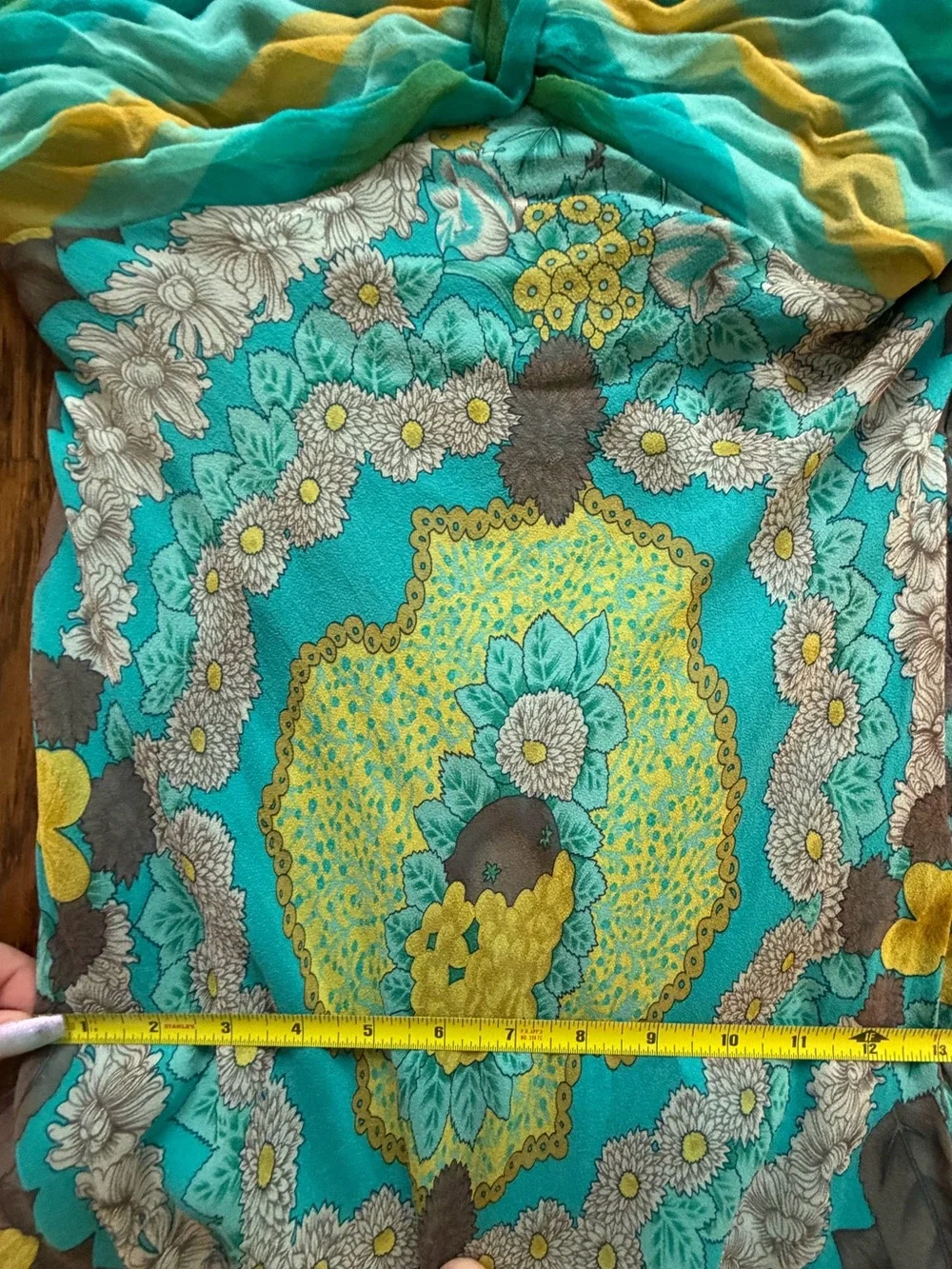 VINTAGE BCBGMAXAZRIA Y2K Boho Two-Piece Silk Scarf Dress & Matching Cape/Overlay